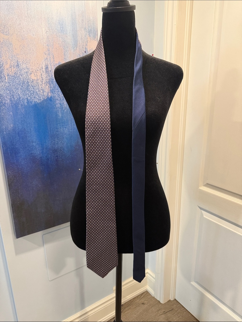 Tommy Hilfiger Reversible Silk Tie in Navy & Burgundy Microdot